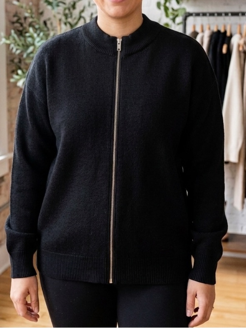 Future Collective Reese Blutstein Women’s‎ Black Zip-Up Bomber Sweater Jacket XS